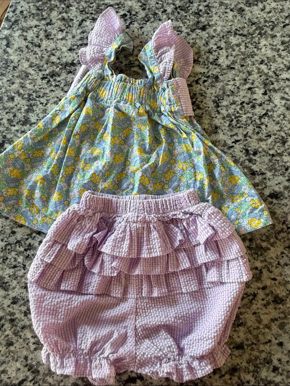 3T Lilac Gingham Ruffle Bloom Shorts & Floral Bow Top